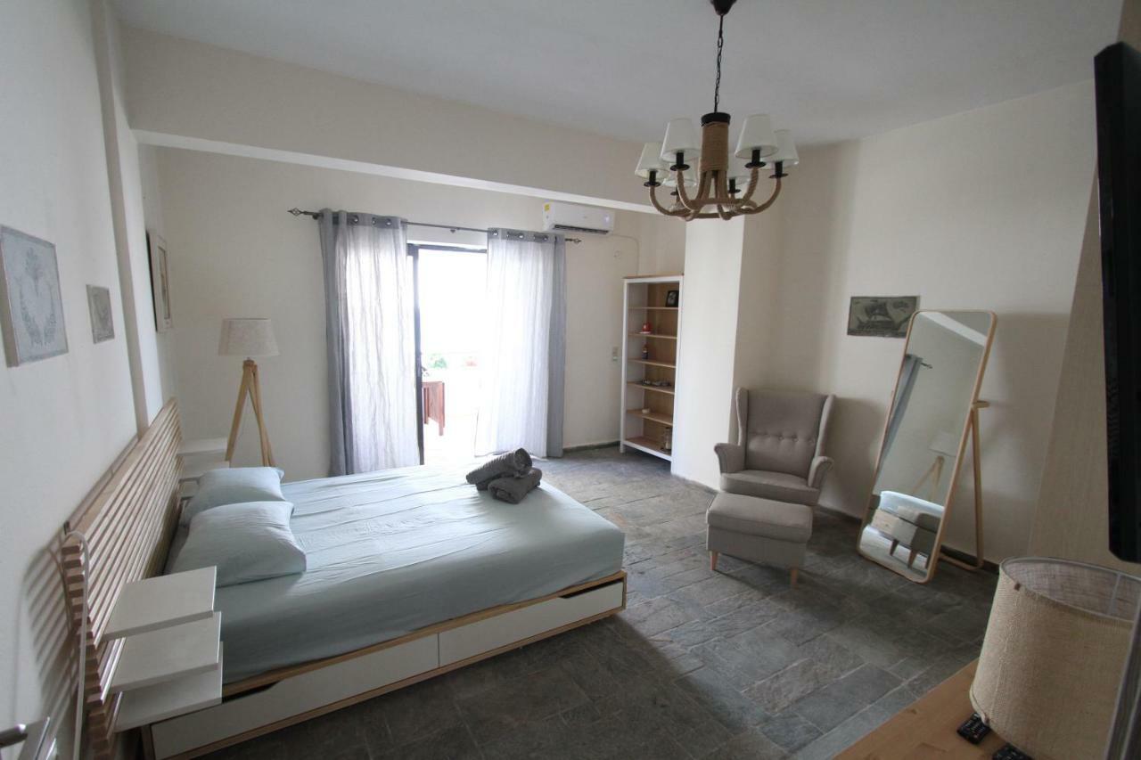 Villa Katerina'S Nea Palatia Esterno foto